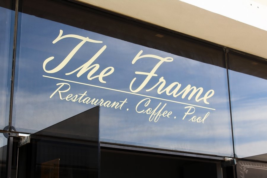 "The Frame" L'Adresse Incontournable pour un Moment de Détente à Marina de Salé