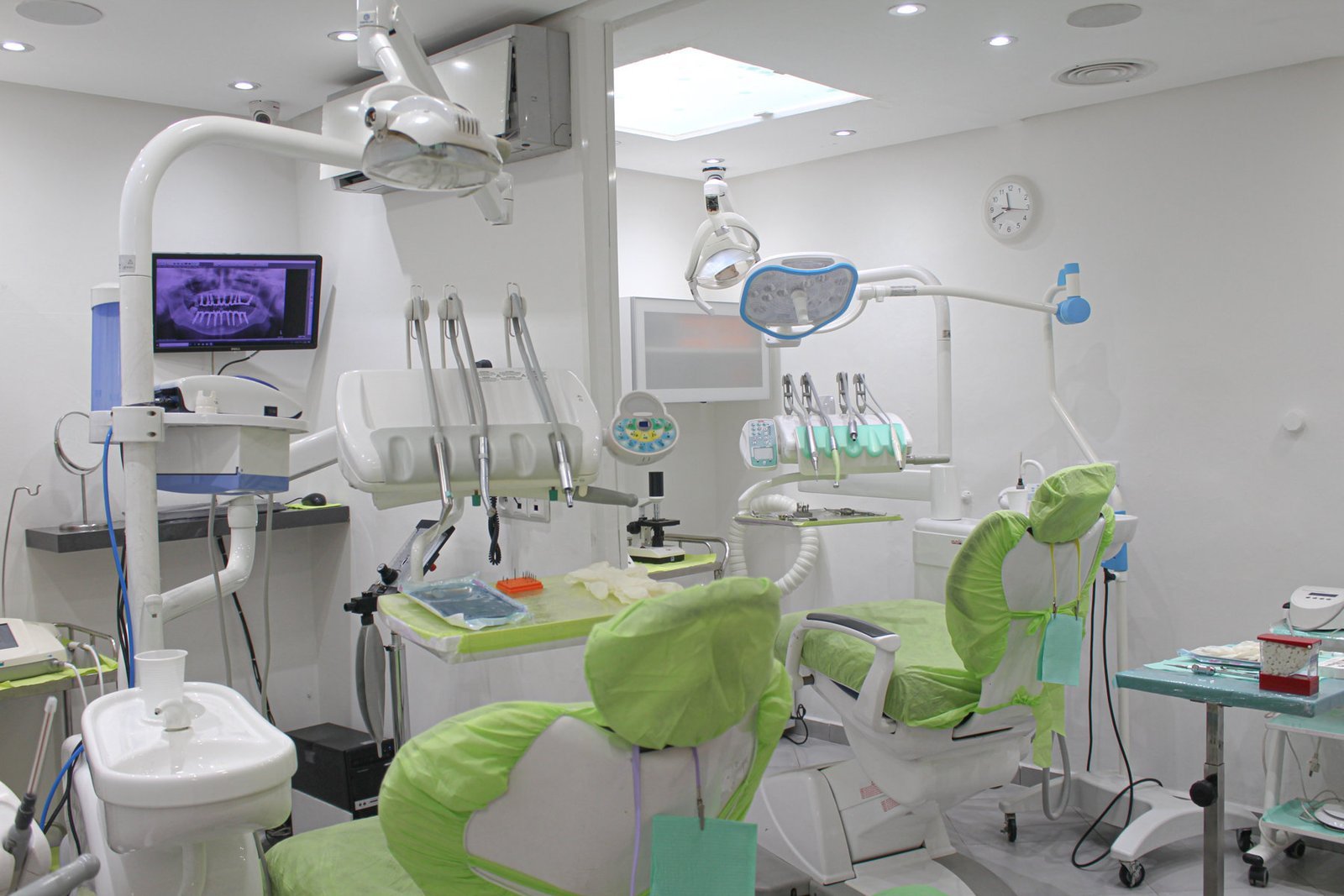 Photo 17 de AGDAL DENTAL CLINIC
